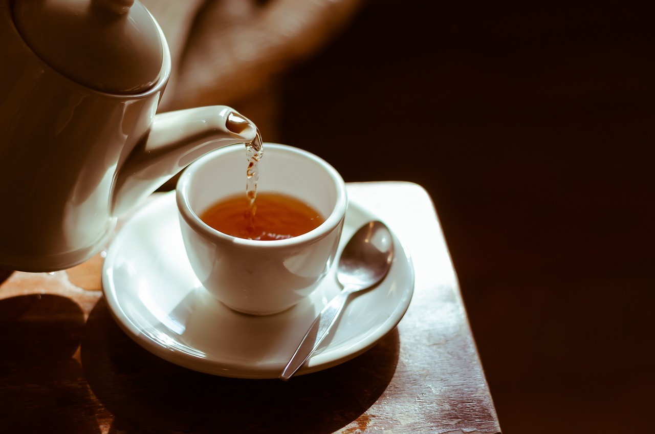 Soothe Your Upset Tummy: Fix Digestion with Tea’s Natural Remedies